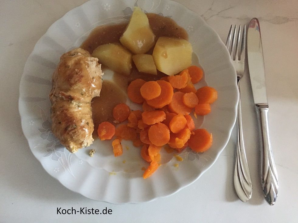 Putenrouladen mit Kartoffeln und Wurzeln