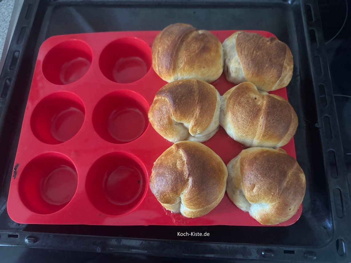 fertig gebackene Bratapfel Cruffins