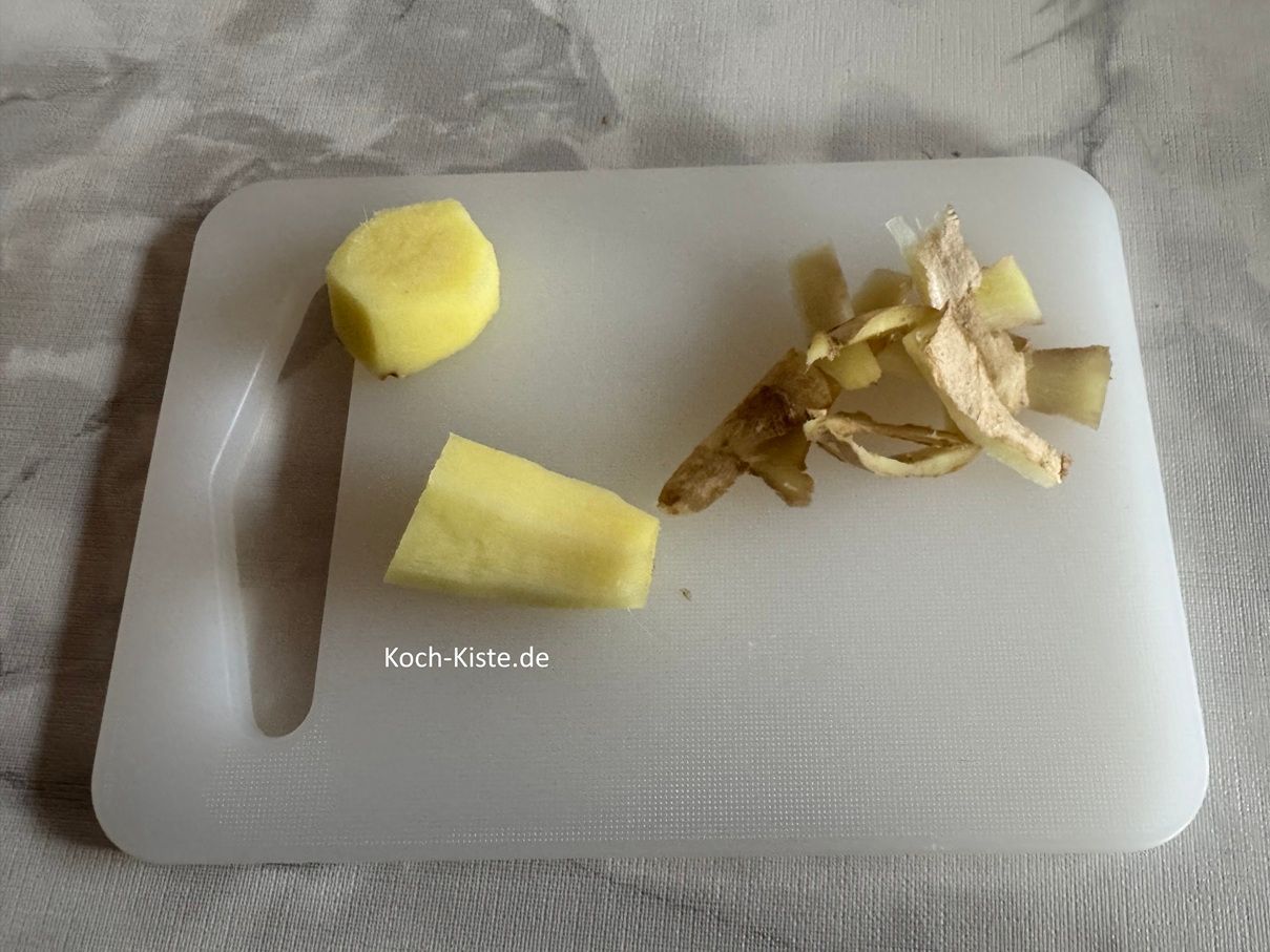 dann schäle den Ingwer