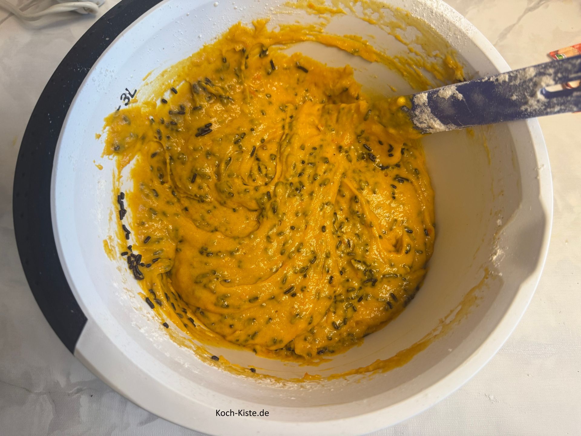 auch die Schokoraspel werden mit dem Teiglöffel untergehoben