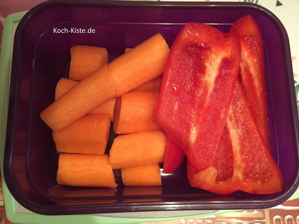 nun musst Du die Ente kontrollieren und eventuell vorhandende Federteile/ Federn mit einer Pinzette heraus ziehen