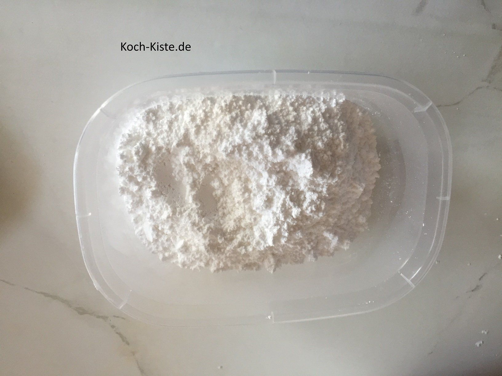 Puderzucker abwiegen