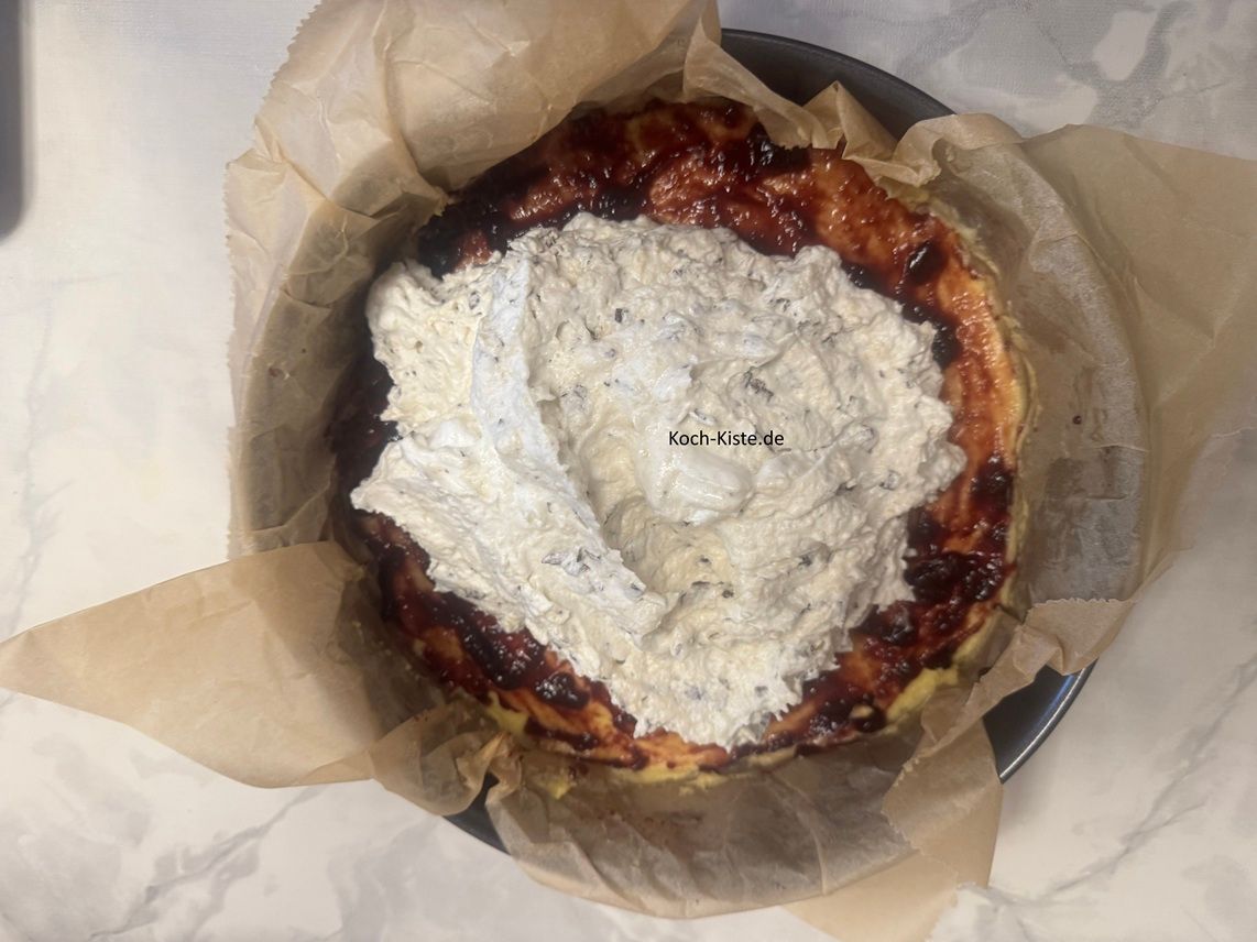 jetzt gebe die Baisermischung auf den Teigboden