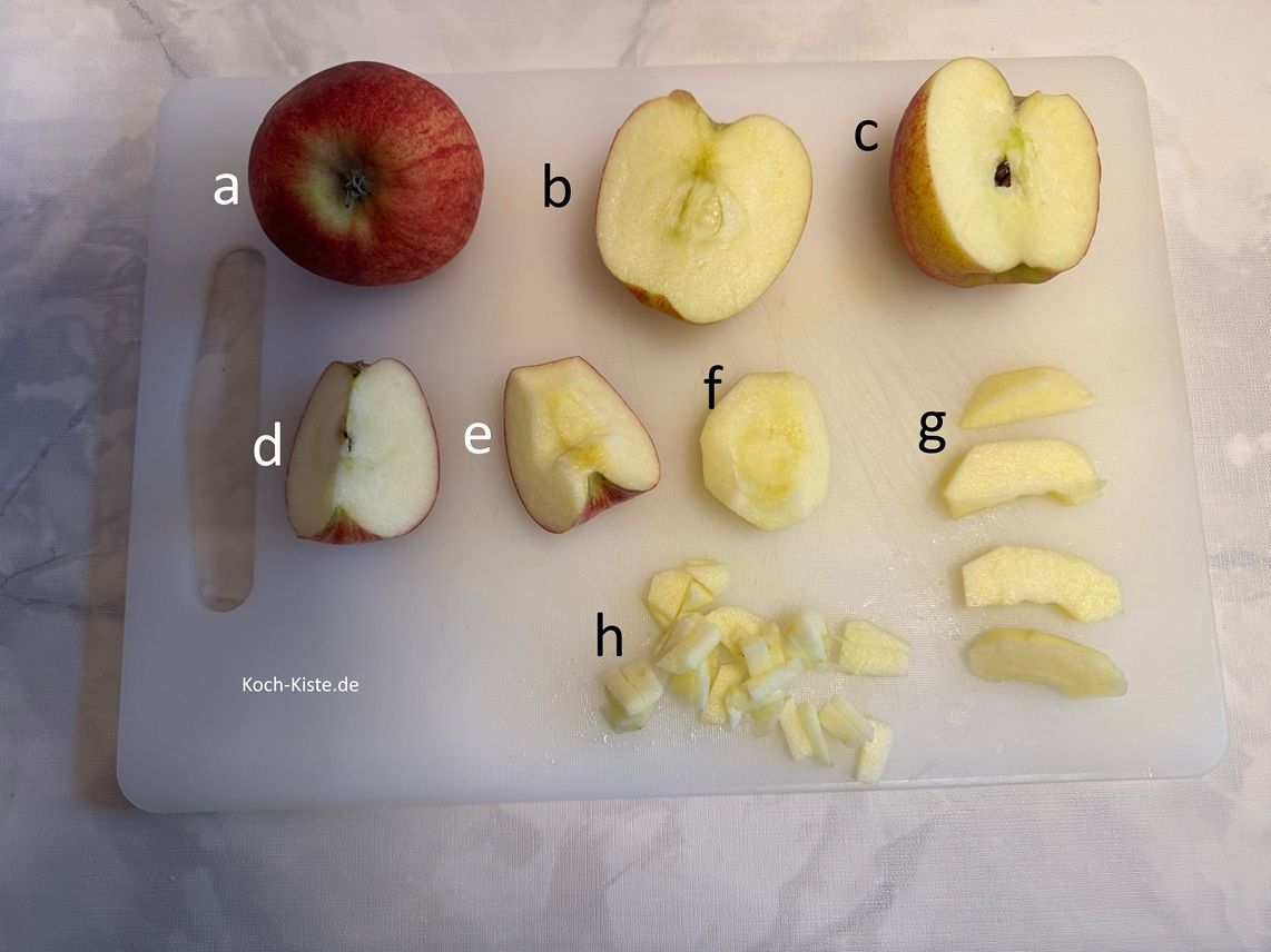 lege 1 Apfel auf das Schneidebrett (a) , halbiere ihn (b und c) , viertel ihn (d), entferne das Kerngehäuse(e), schöle das Apfelviertel (f), schneide das Apfelviertel in Scheiben (g) und dann in kleine Stücke (h)