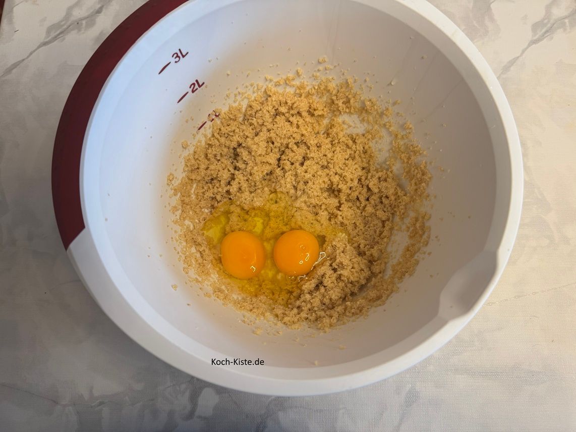 jetzt kommt 1 Ei ( 2 Eier ) dazu