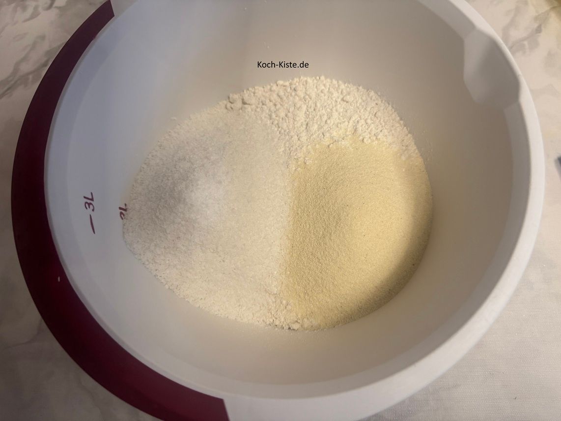 Küchenwaage zu 3x auf 0 stllen , nun kannst Du 60 g Kokosflocken abwiegen