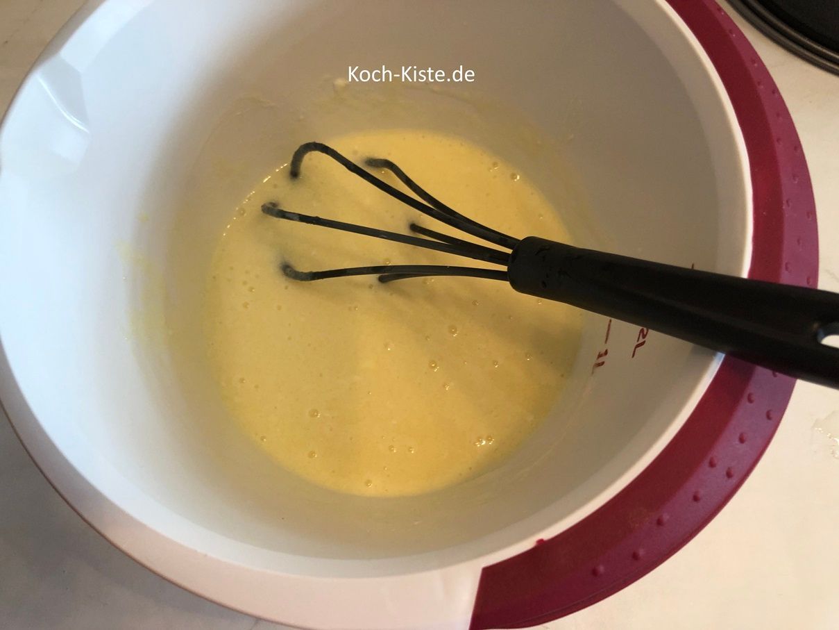 und rühre sie langsam unter