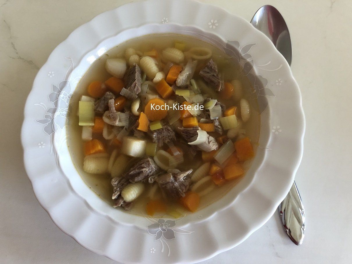 Rindfleisch-Gemüse-Gnocchi-Suppe