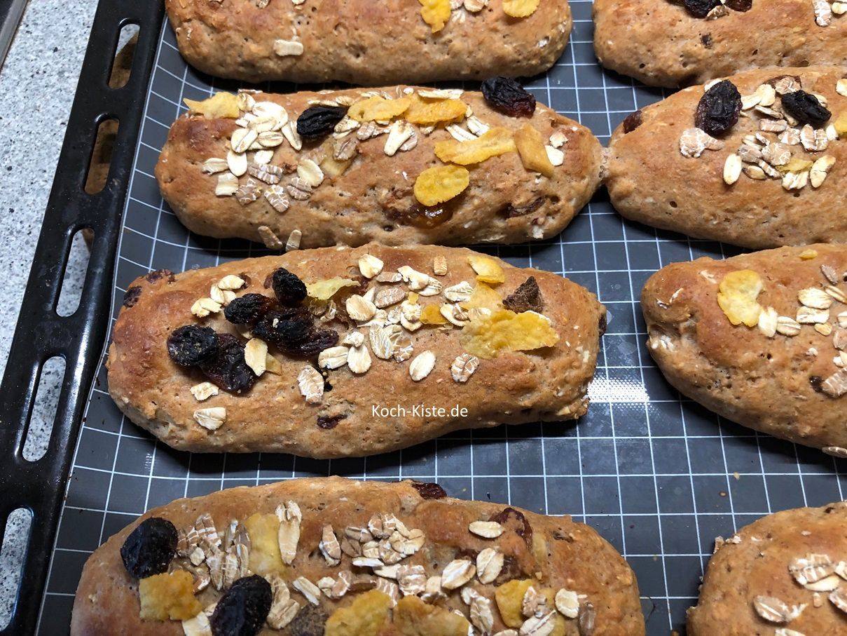 fertig gebackene Müslistangen.