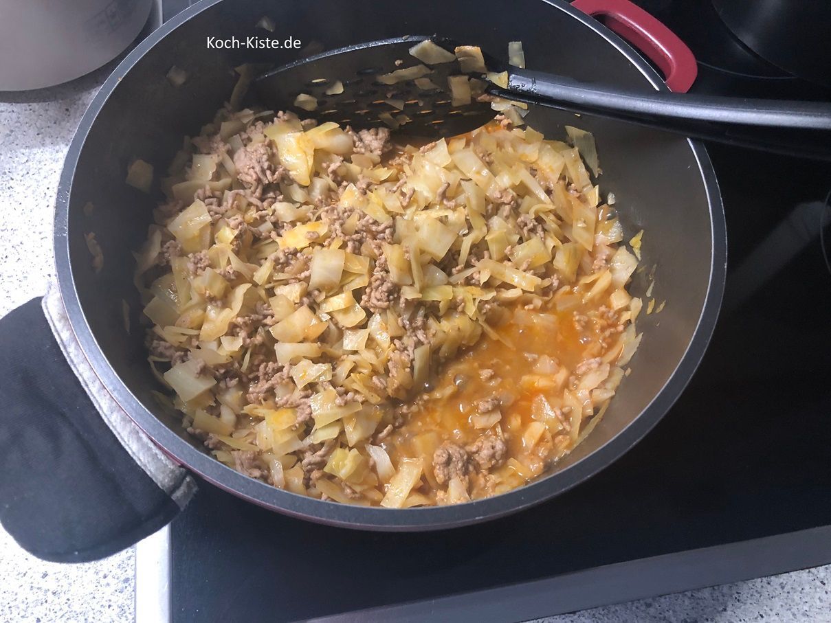 verrühre noch einmal alles und lasse es köcheln