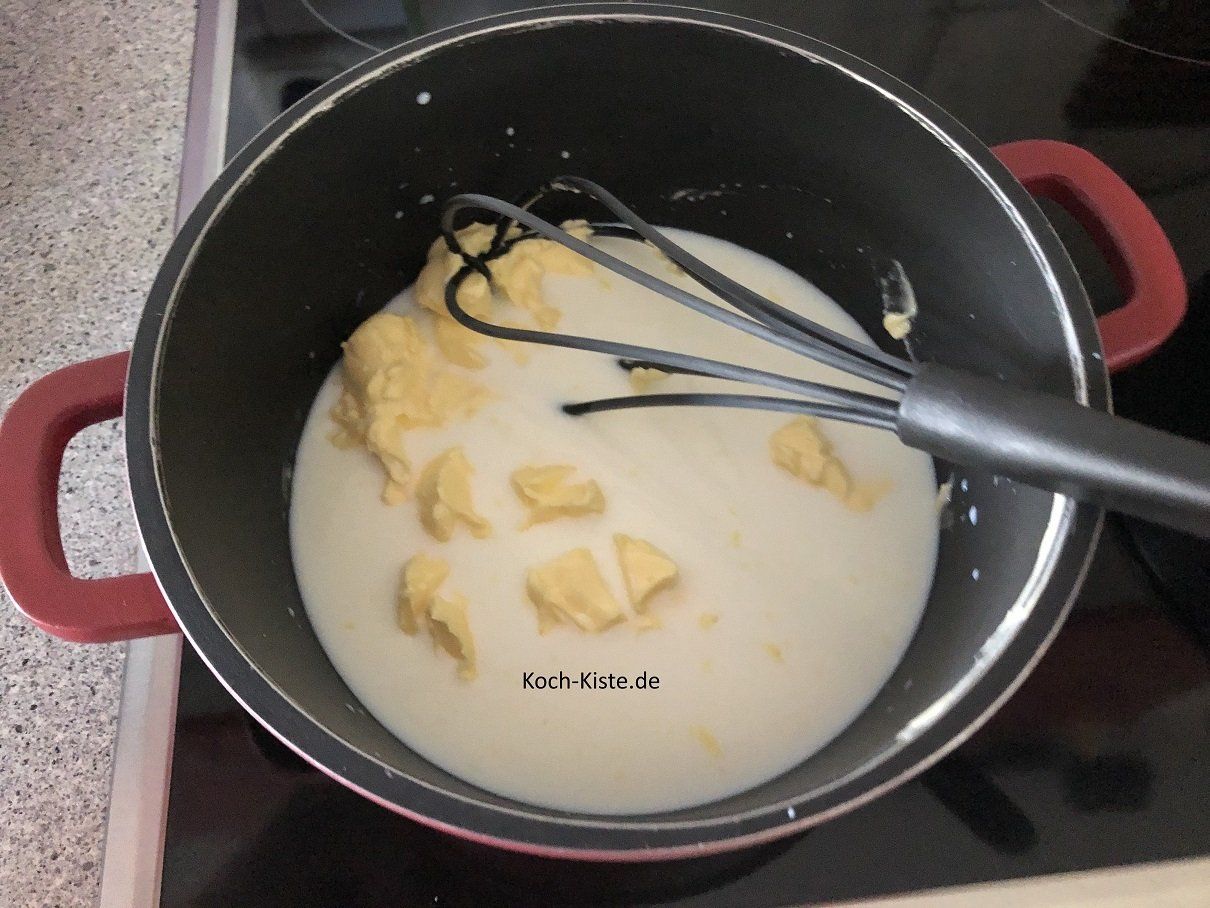 Milch und Butter erwärmen