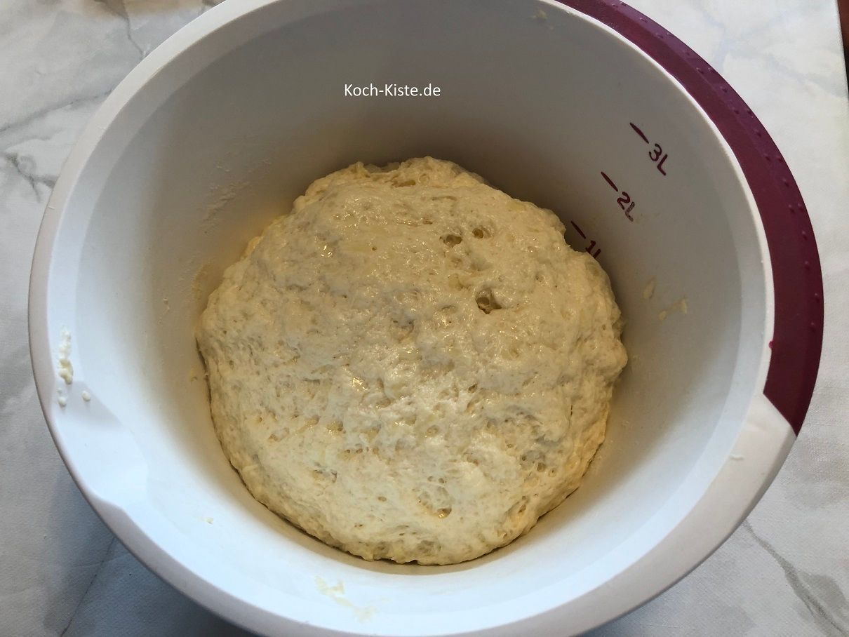 aufgegangener Hefeteig