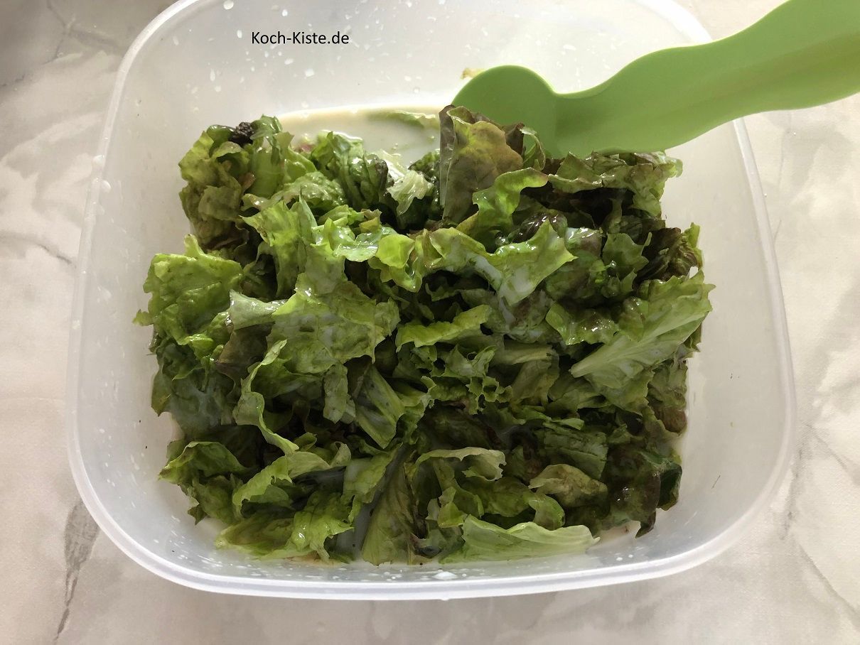 Pflücksalat mit Buttermilch