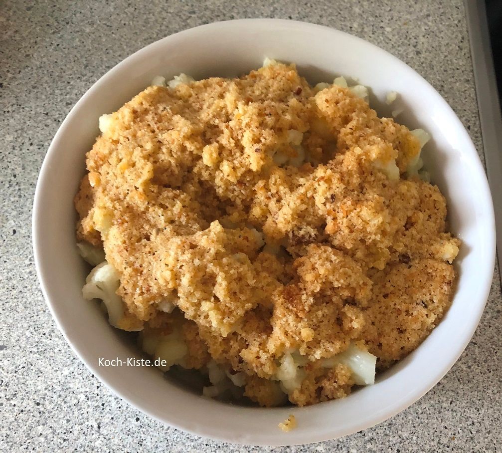 zum Schluss gebe die braune Butter über den Blumenkohl