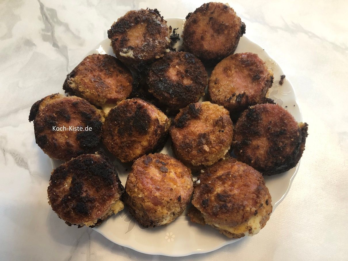 die fertig gebratenen Salami