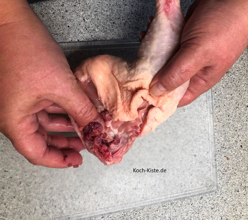 und schiebe überschüssiges Gewebe heraus.