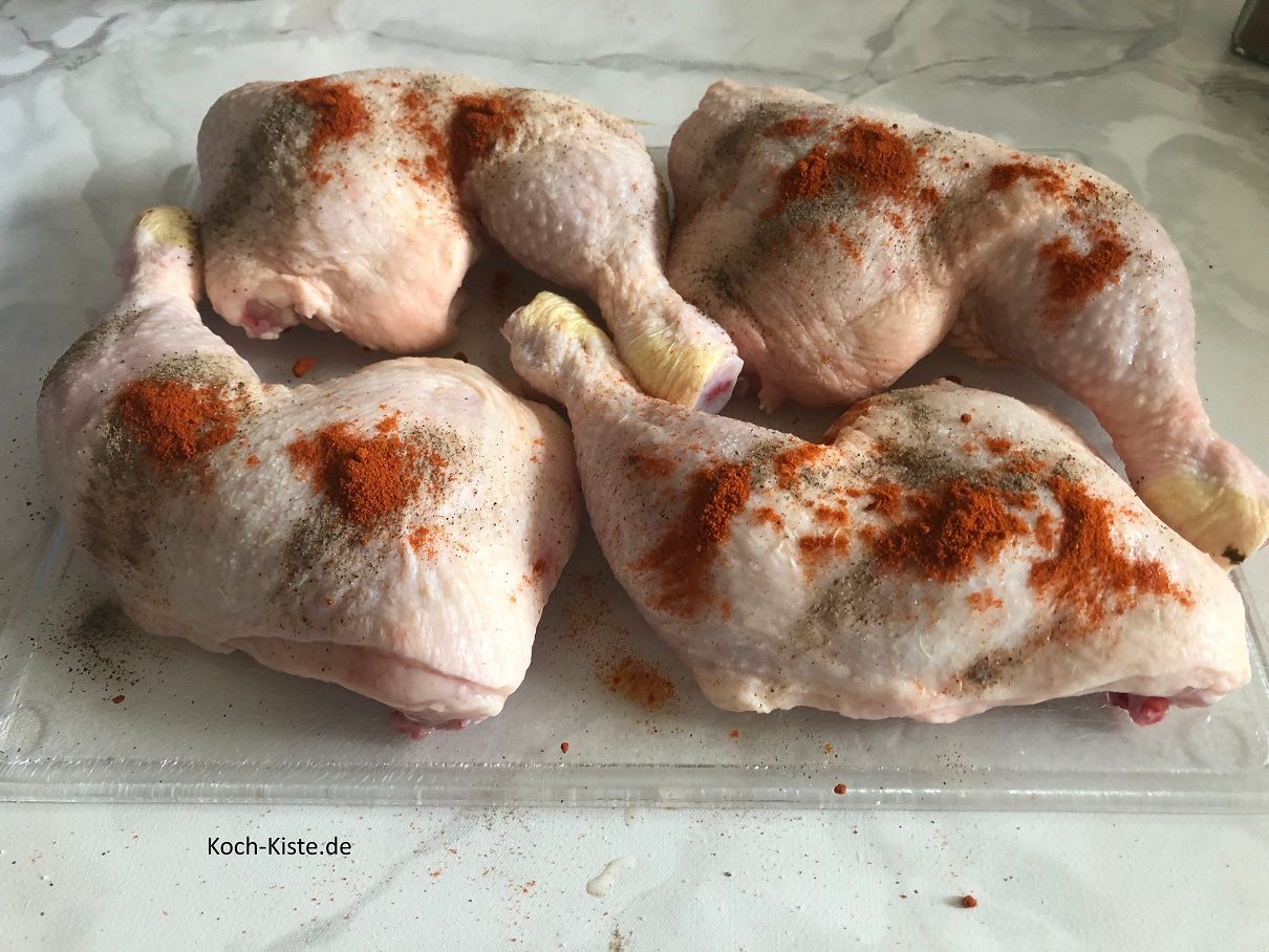 jetzt gebe die Hälfte der Gewürze auf die Oberseite der Hähnchenbeine