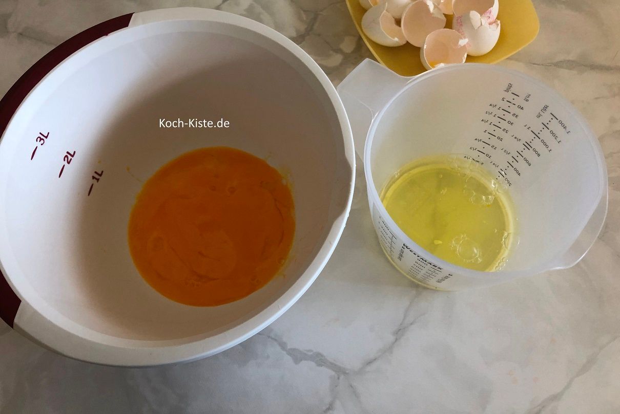 nun werden die 5 Eier getrennt