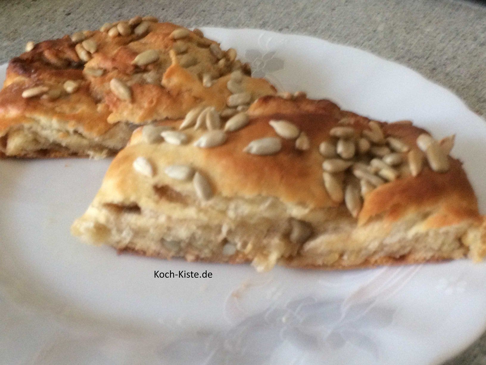 Franzbrötchen mit Sonnenblumenkerne