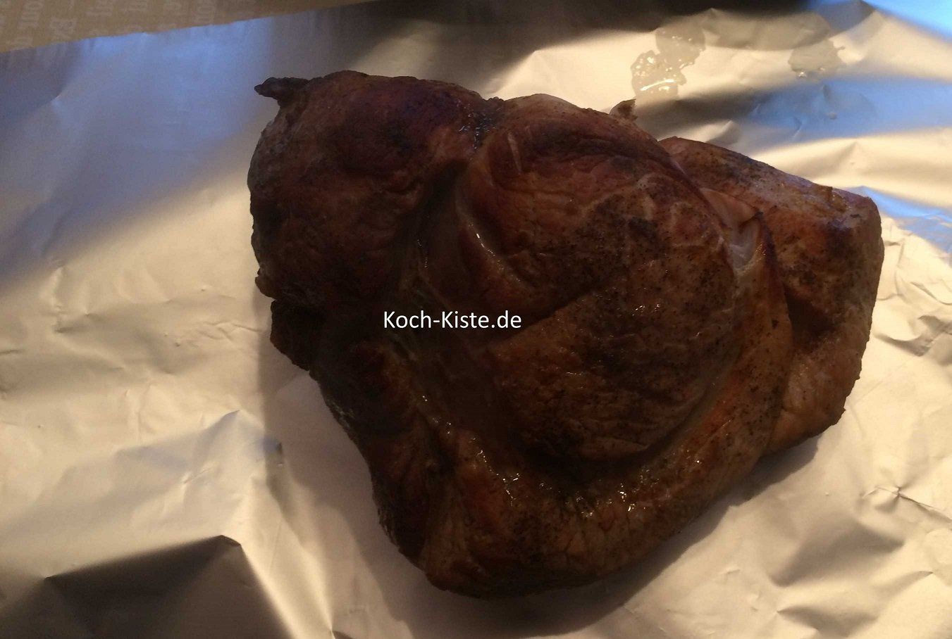 Braten in Alufolie wickeln