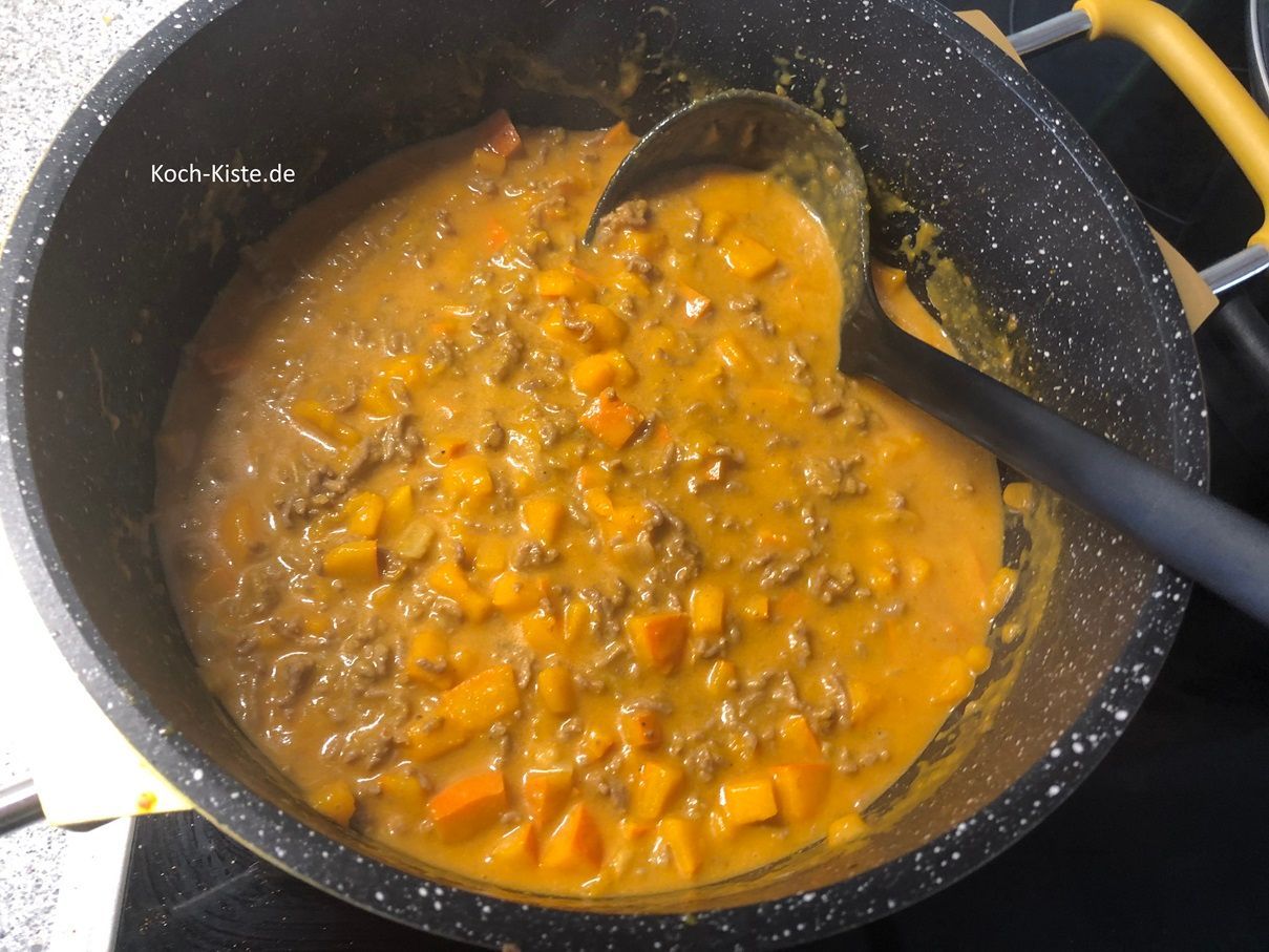 fertige Kürbis-Hackfleisch Soße