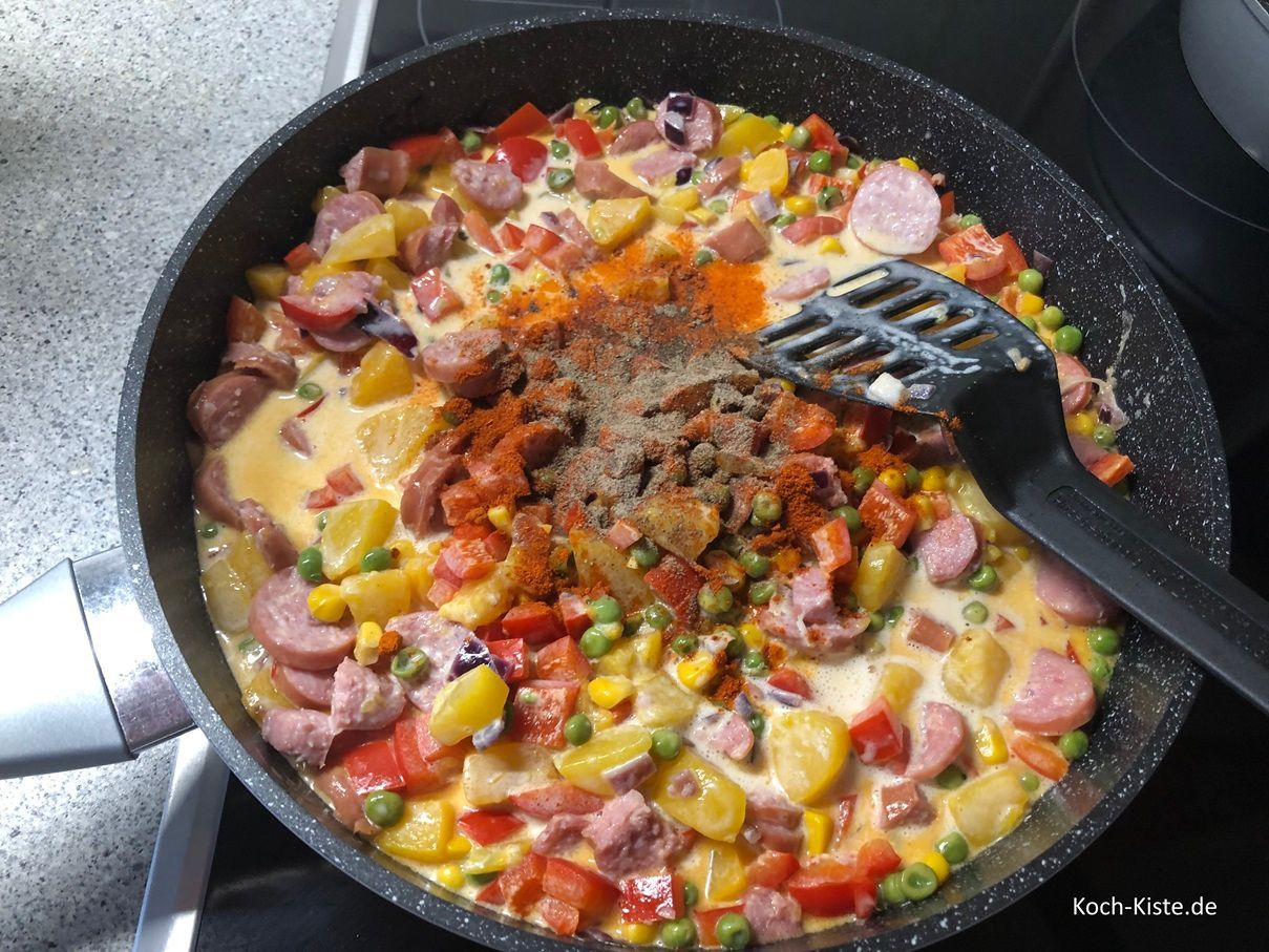 würze alles gut mit Salz, Pfeffer und Paprika