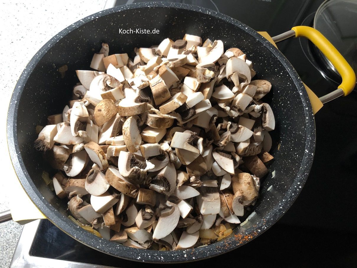 kippe die Champistücke mit in den Topf