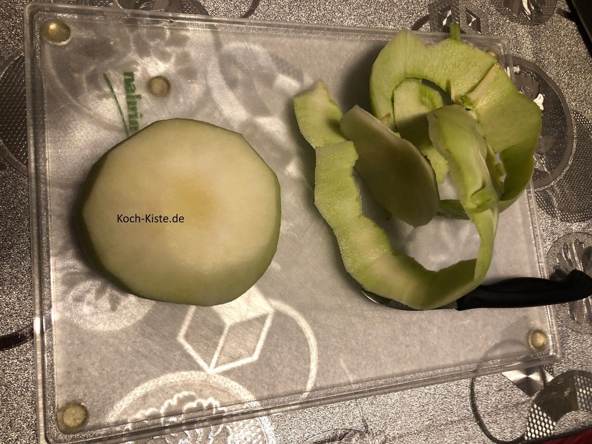 dann schäle den Kohlrabi