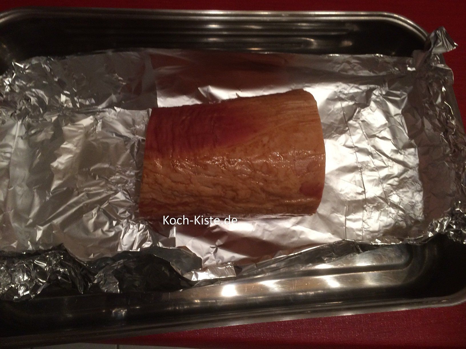 Kassler in Alufolie legen