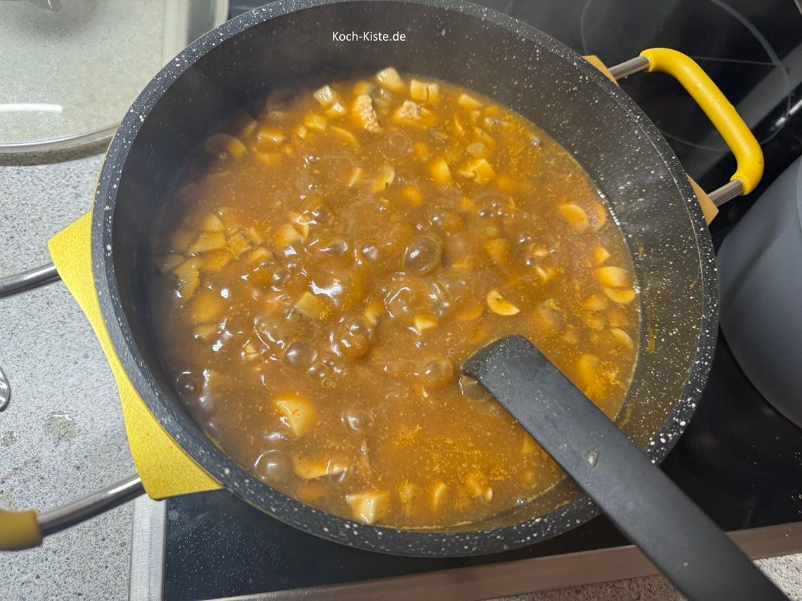 lasse das Puten Champi Gulasch 1 Stude köcheln