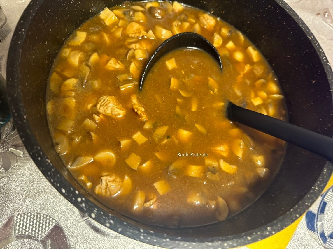 fertiges Putem Champi Gulasch