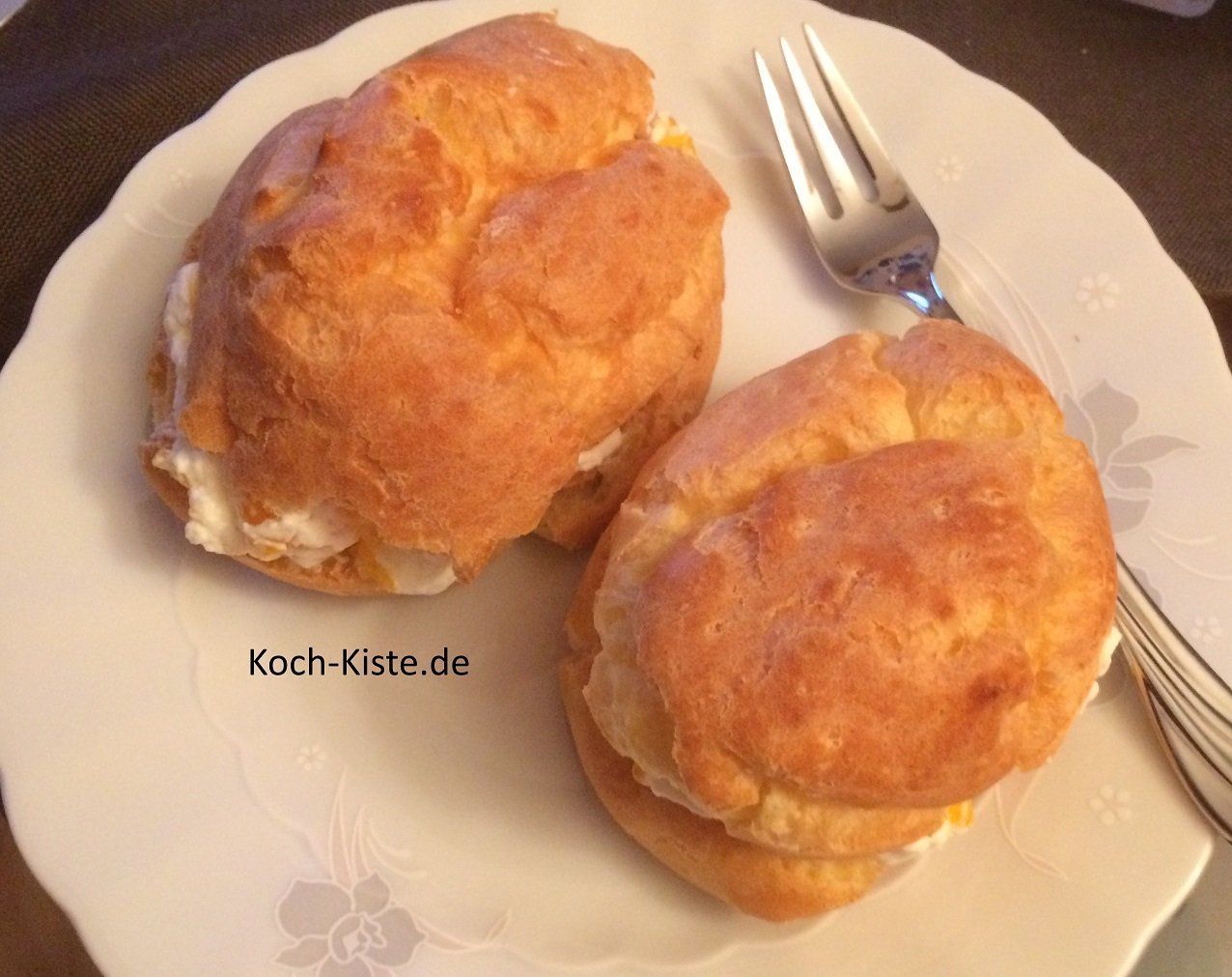 Windbeutel mit Mandarinen-Sahne Füllung