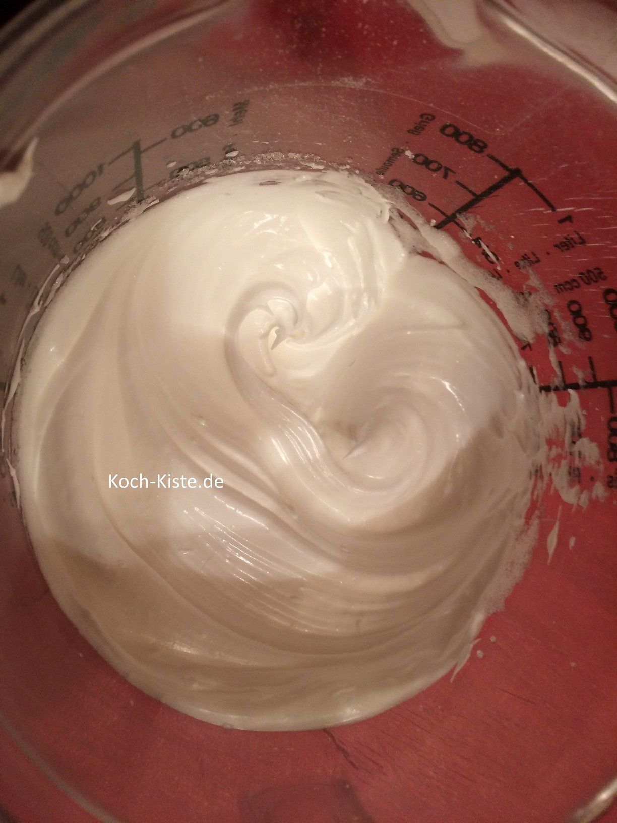 Eiweiß steif schlagen