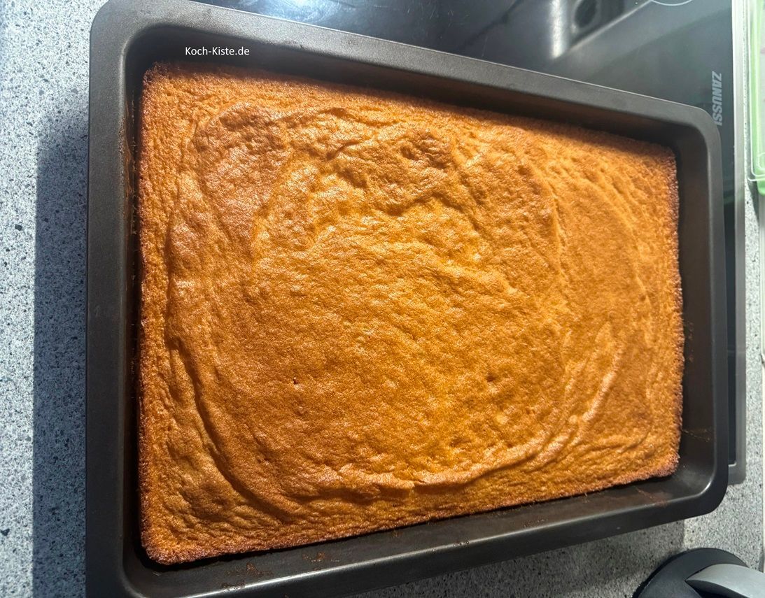 Nach 20 Minuten backen kannst du das Backblech wieder aus dem Ofen nehmen und nun vollkommen auskühlen lassen