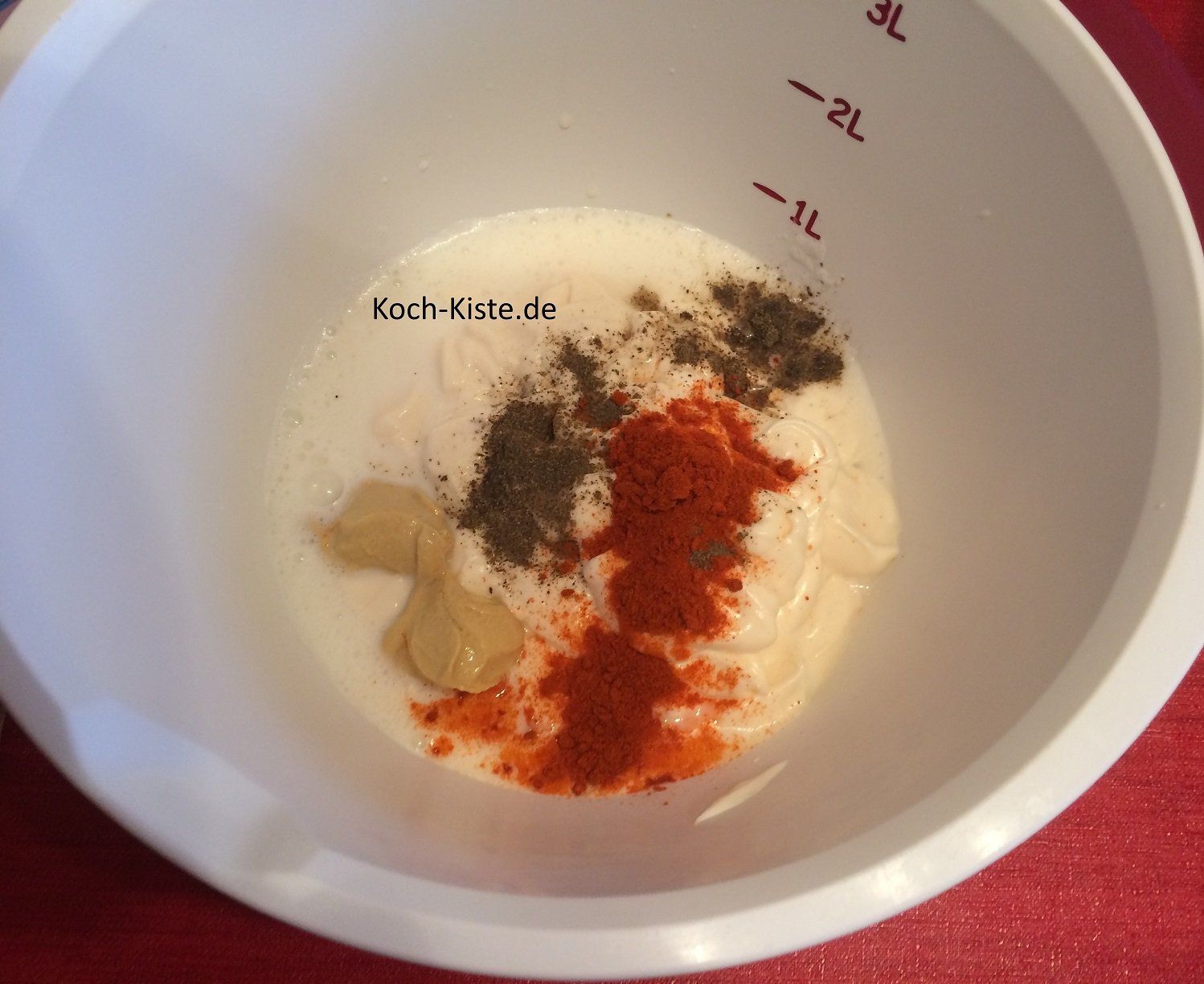 Zutaten für die Mayonnaise in eine Rührschüssel geben