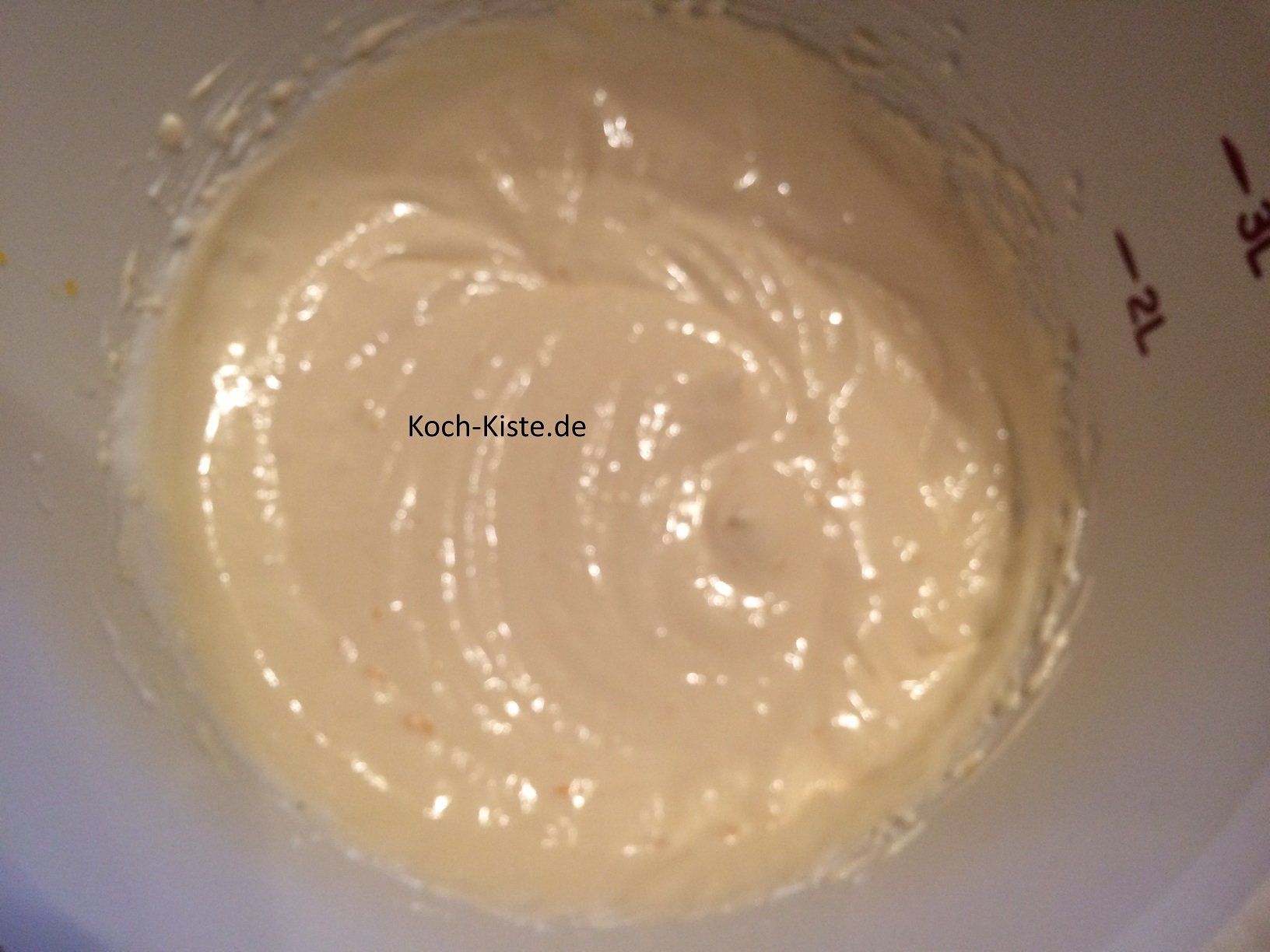 Eischnee mit eingerührten Eigelben