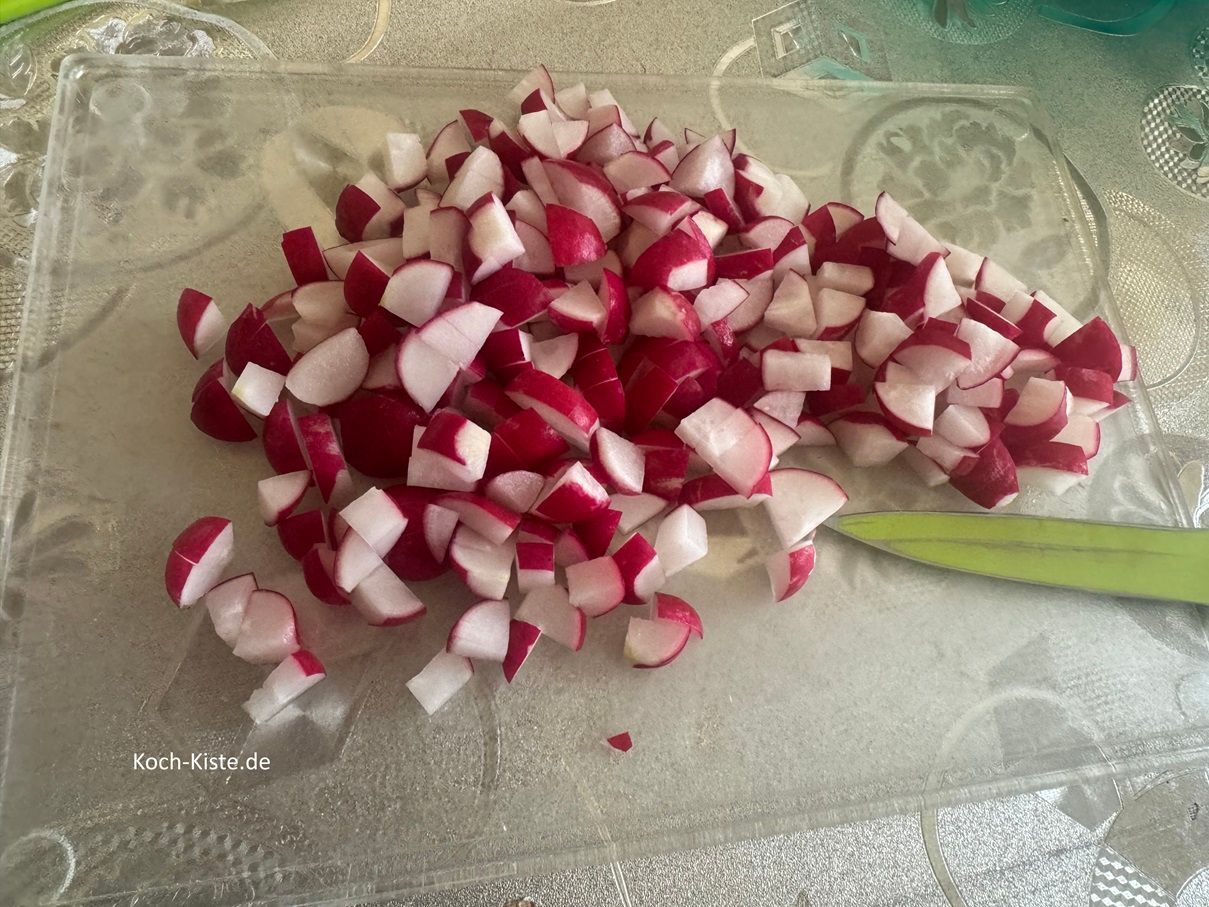 alle Radieschen klein geschnitten