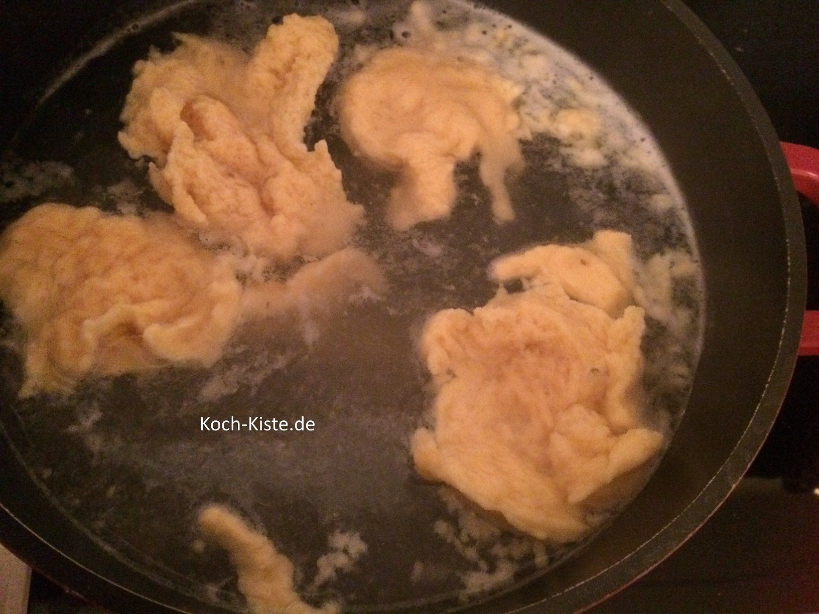 schwimmende Eierklüten