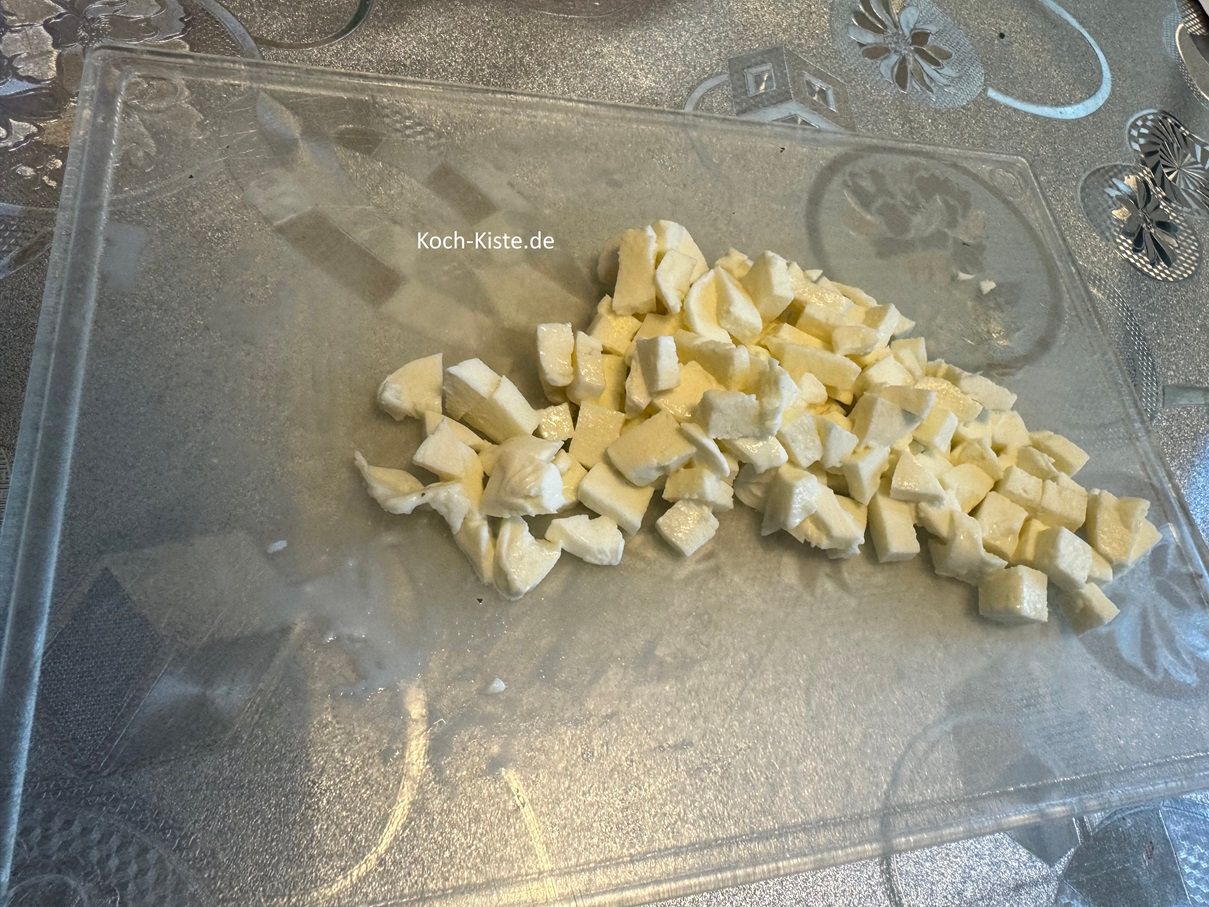 Mozzarella klein geschnitten
