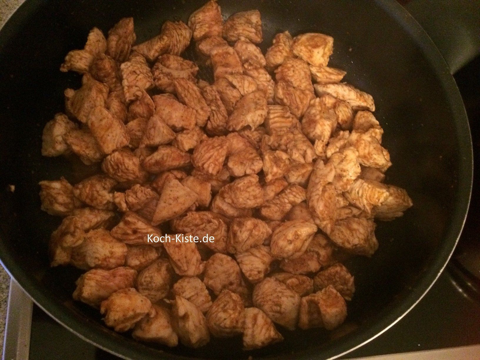 Putenbrustwürfel scharf anbraten