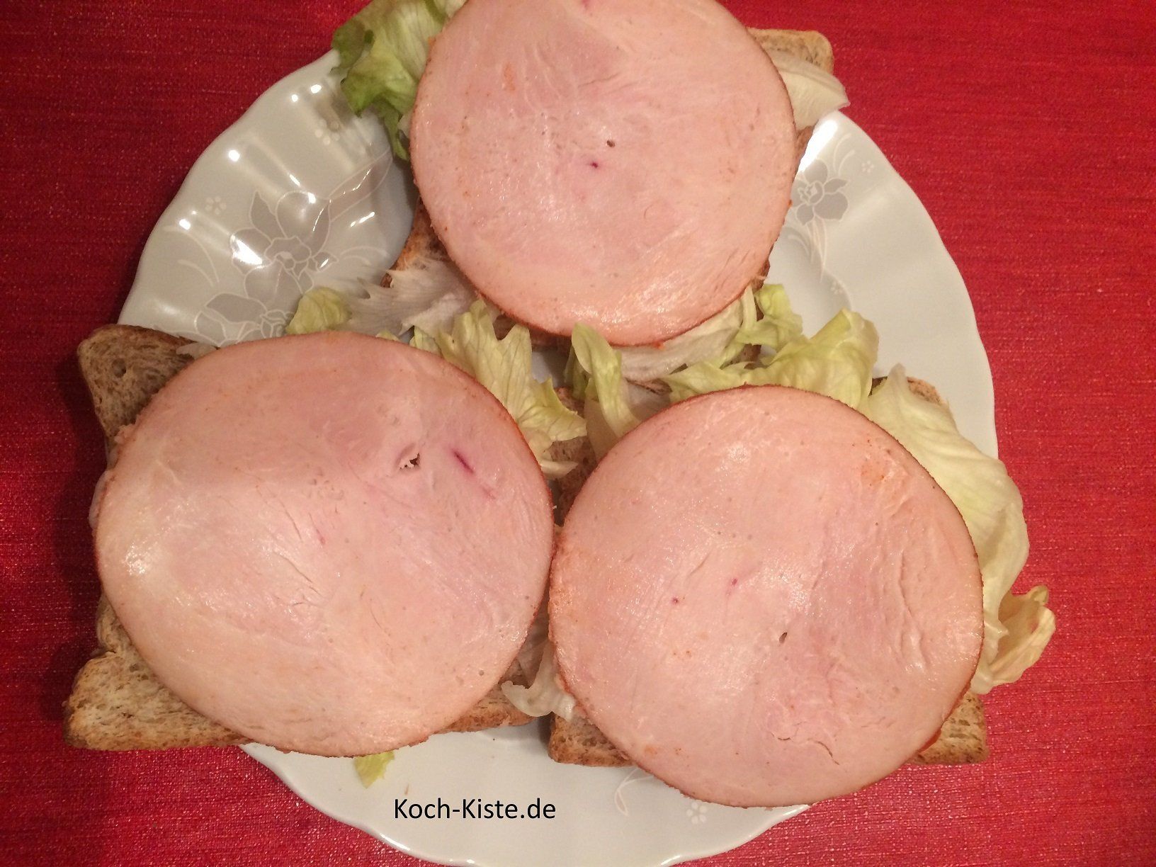 Putenbrustaufschnitt oben auf geben