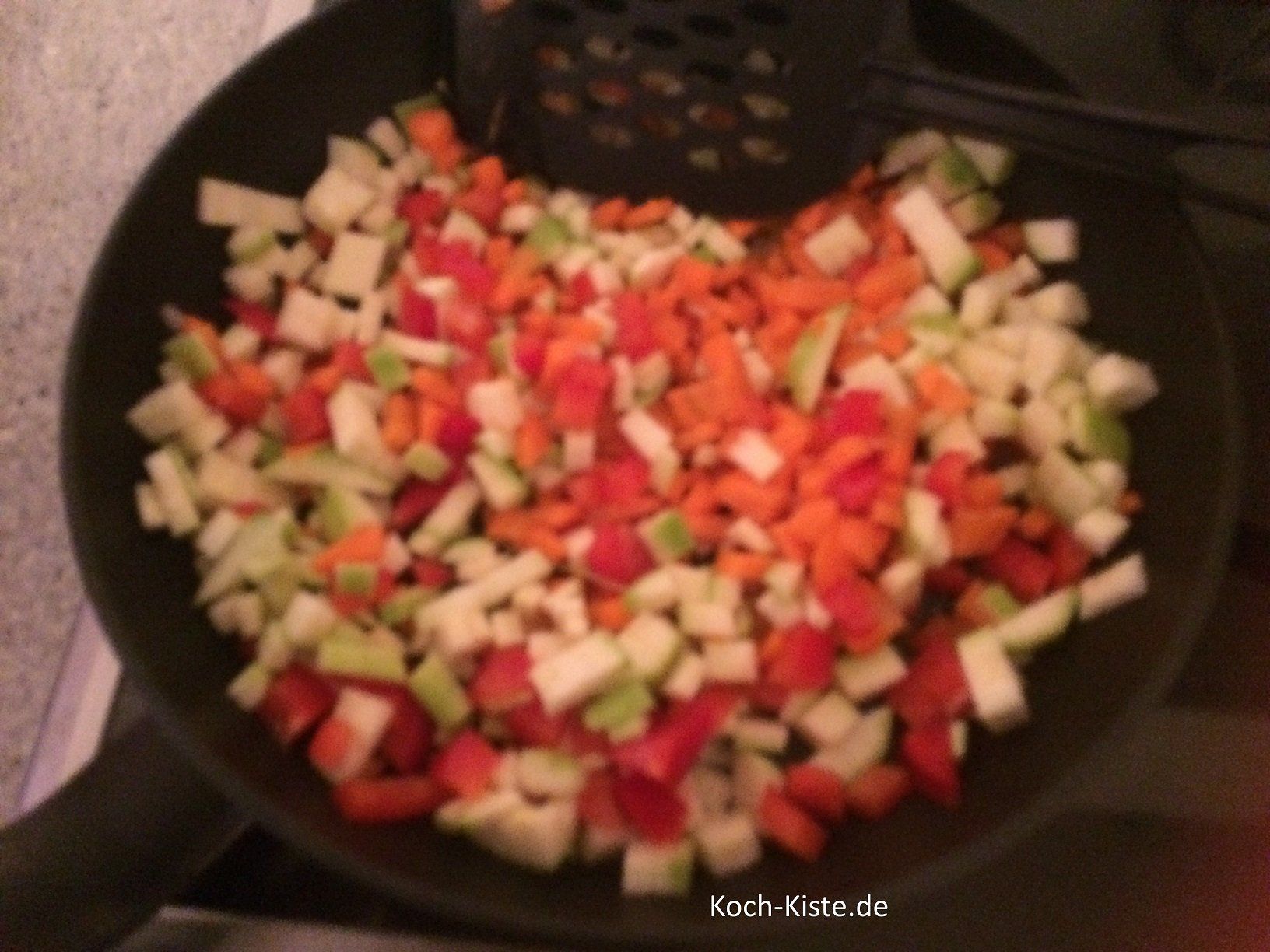 Gemüse in der Pfanne anbraten