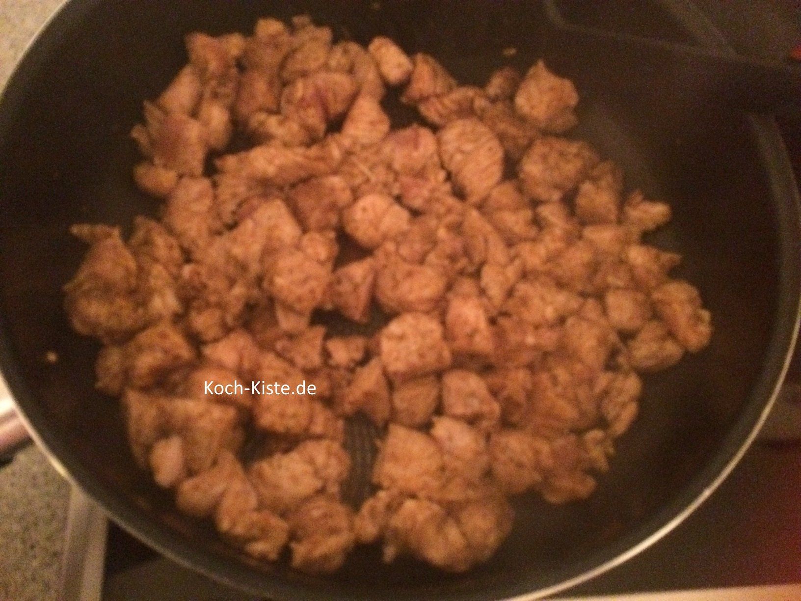 Putenbrustwürfel anbraten