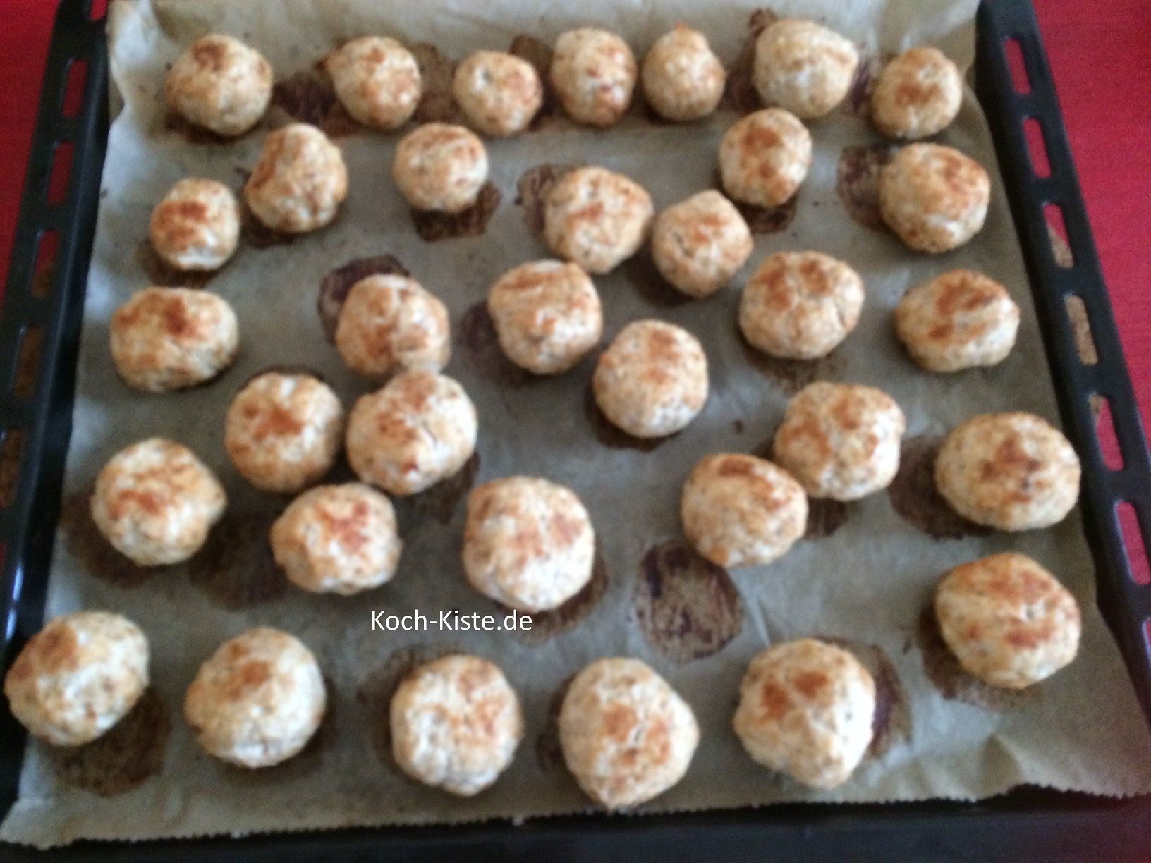 fertig gebackene Geflügelfrikadellen