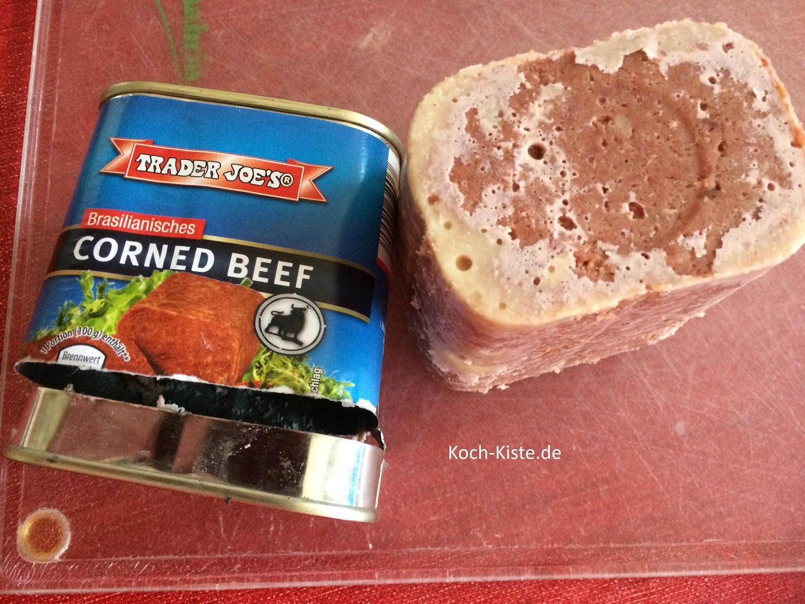 Corned Beef aus der Dose befreien