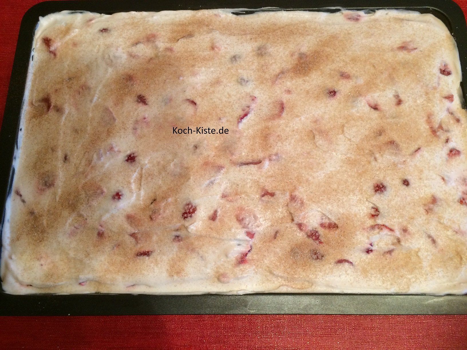 mit Zimt und Zucker bestreuen und midestens 2 Stunden kalt stellen