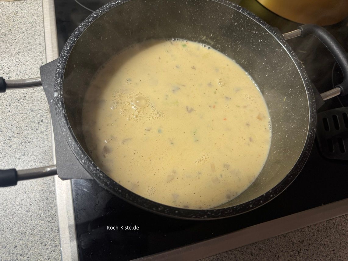 dann darf Cremefine oder Sahne mit in den Topf