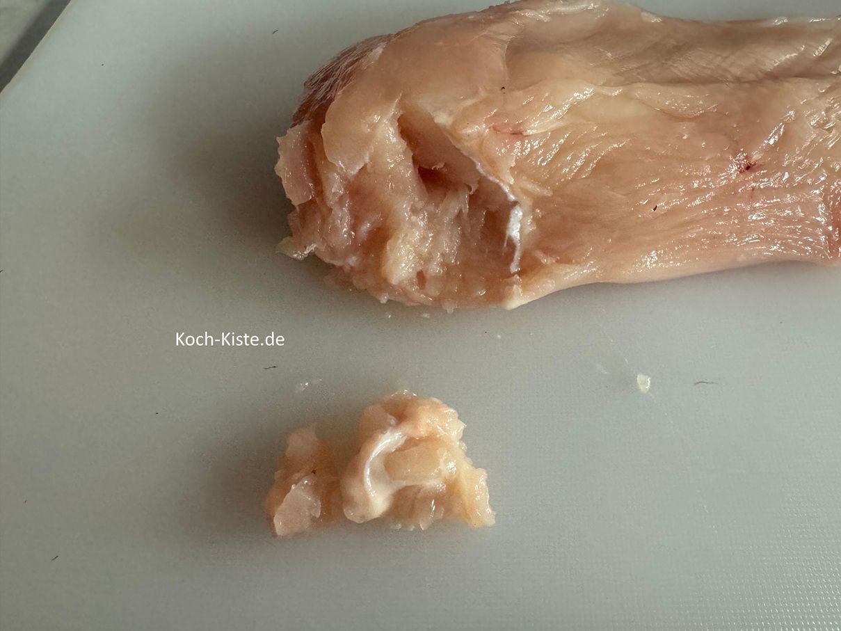 dann sieht das Hähnchenbrustfilet so aus :-) Wiederhole die Schritt bei allen Hähnchenbrustfilets