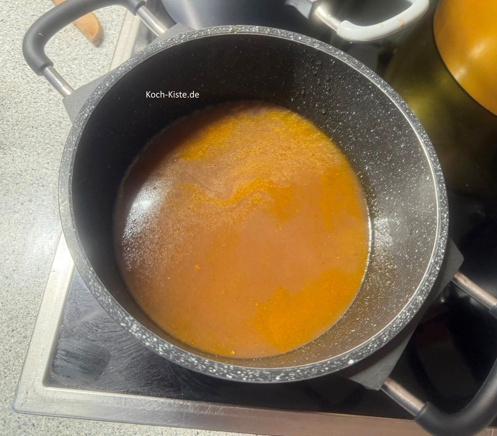 jetzt hast Du die Bratenflüssigkeit im Topf