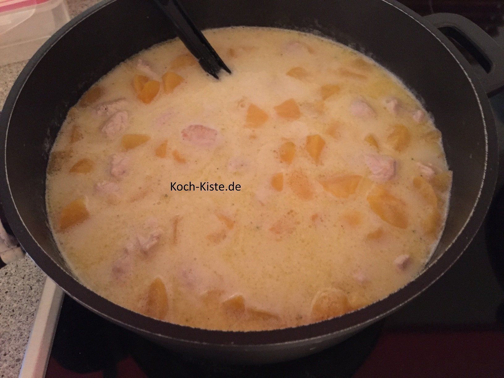Sahne hinzugeben